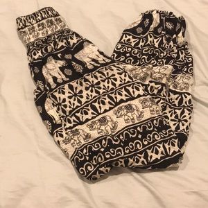 ✨India Boutique Elephant Boho Pants!✨